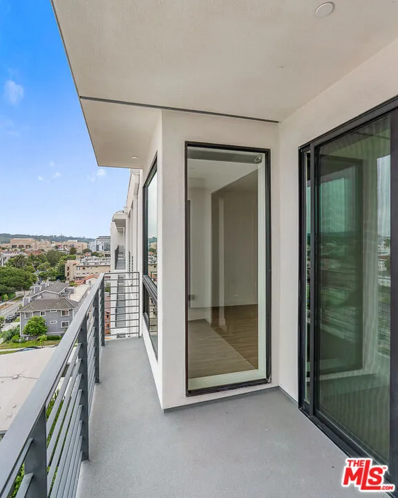3688 Overland Avenue #714 Los Angeles, CA 90034