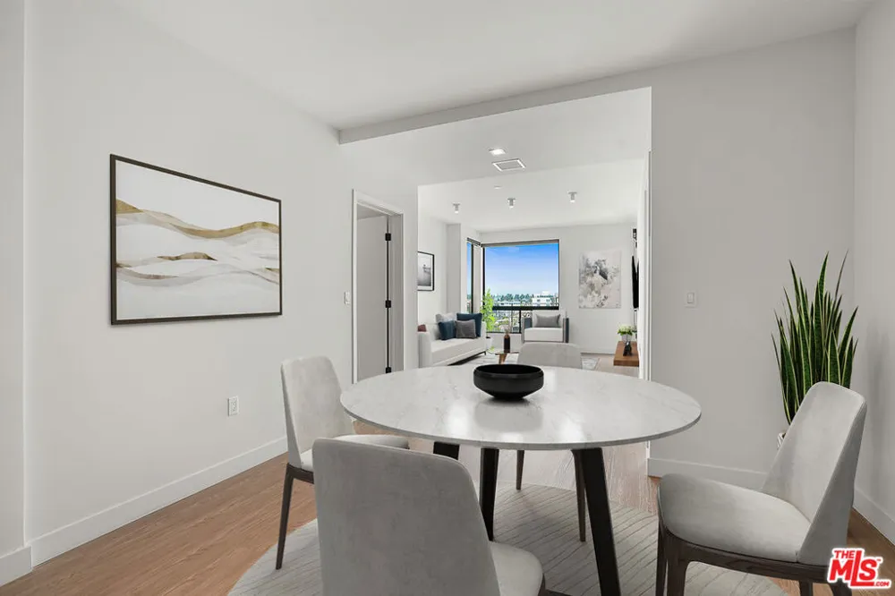 3688 Overland Avenue #714 Los Angeles, CA 90034