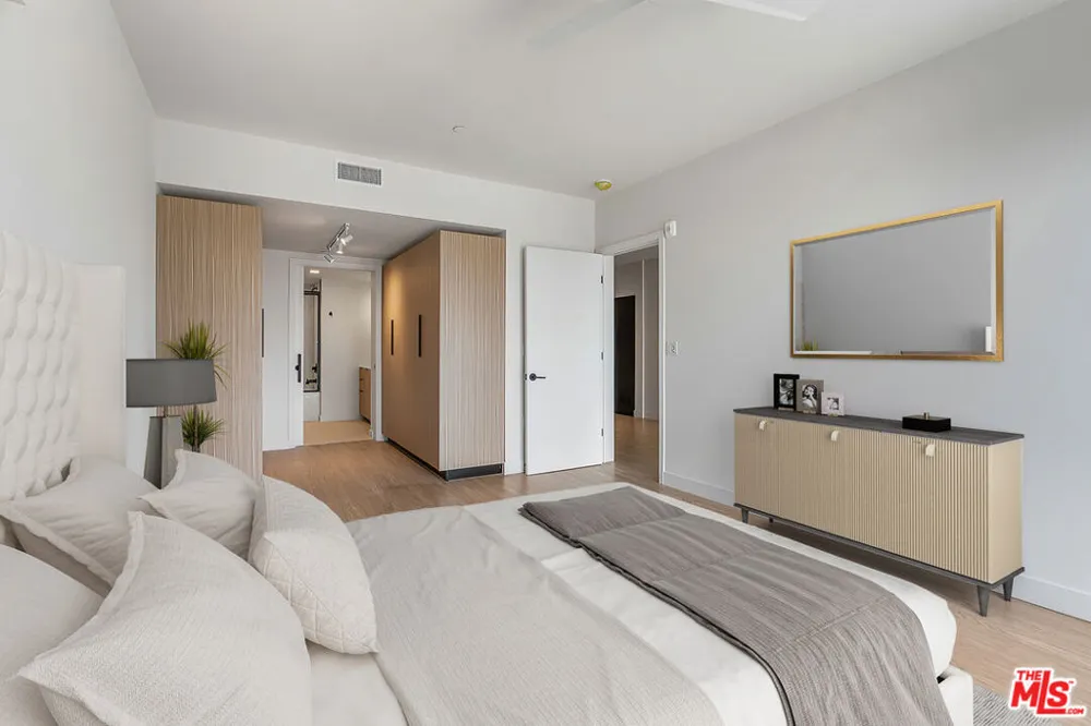 3688 Overland Avenue #714 Los Angeles, CA 90034
