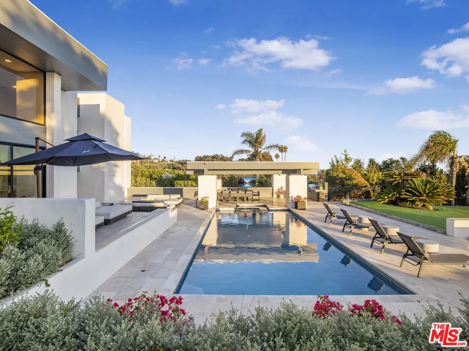 30020 Morning View Drive Malibu, CA 90265