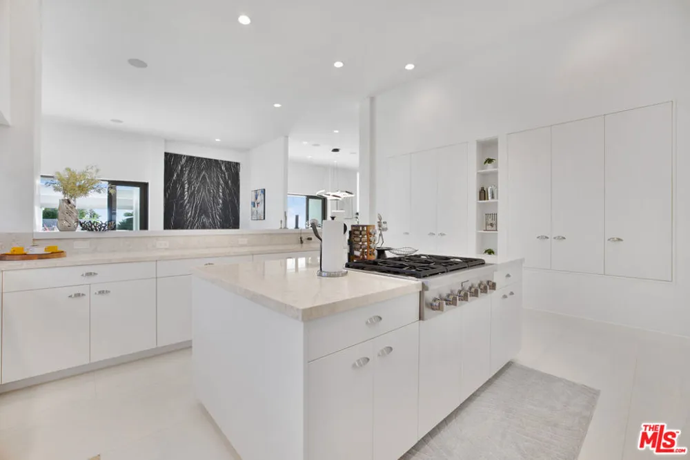 30020 Morning View Drive Malibu, CA 90265