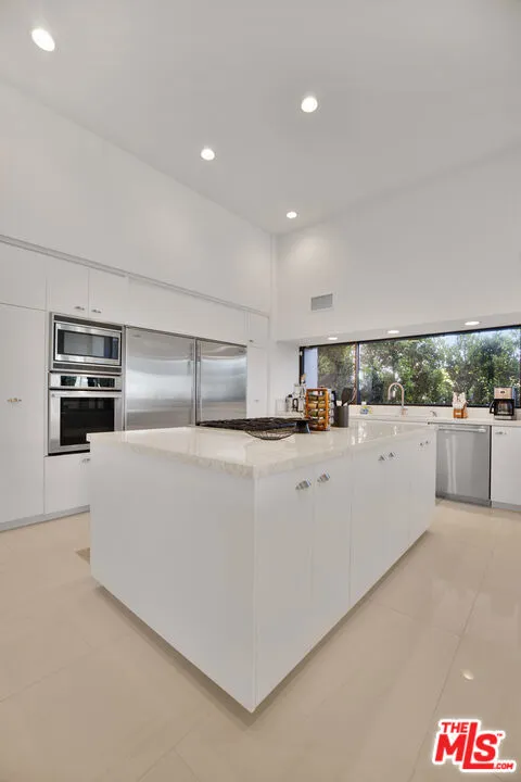 30020 Morning View Drive Malibu, CA 90265