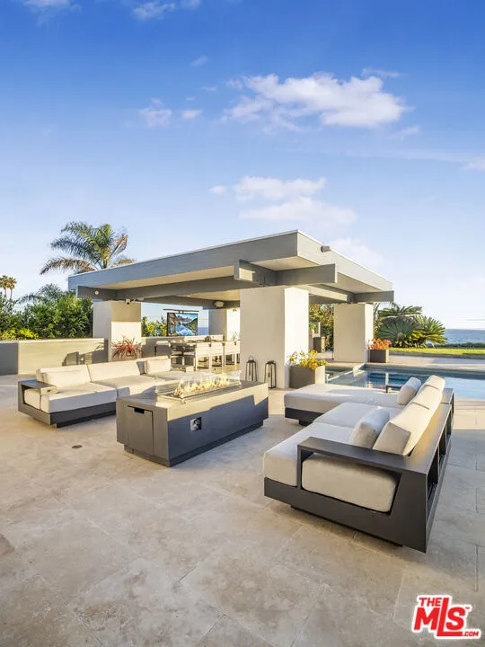 30020 Morning View Drive Malibu, CA 90265