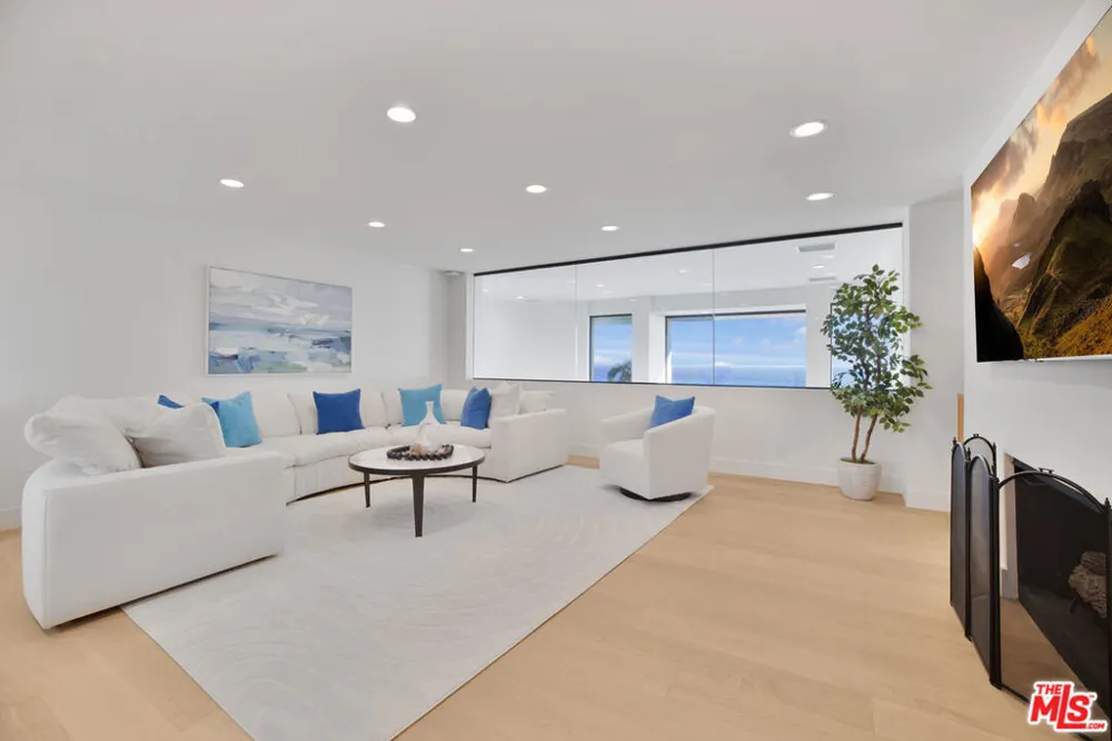 30020 Morning View Drive Malibu, CA 90265