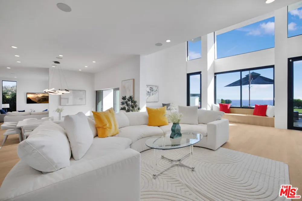 30020 Morning View Drive Malibu, CA 90265