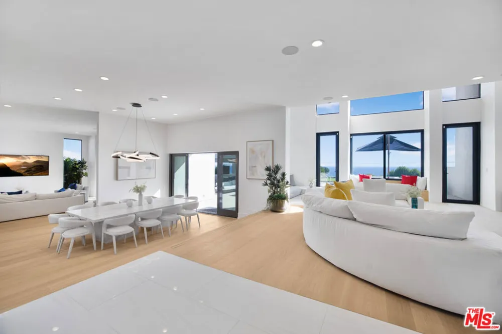 30020 Morning View Drive Malibu, CA 90265