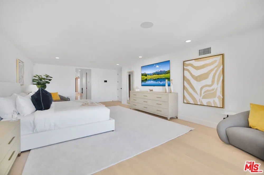 30020 Morning View Drive Malibu, CA 90265