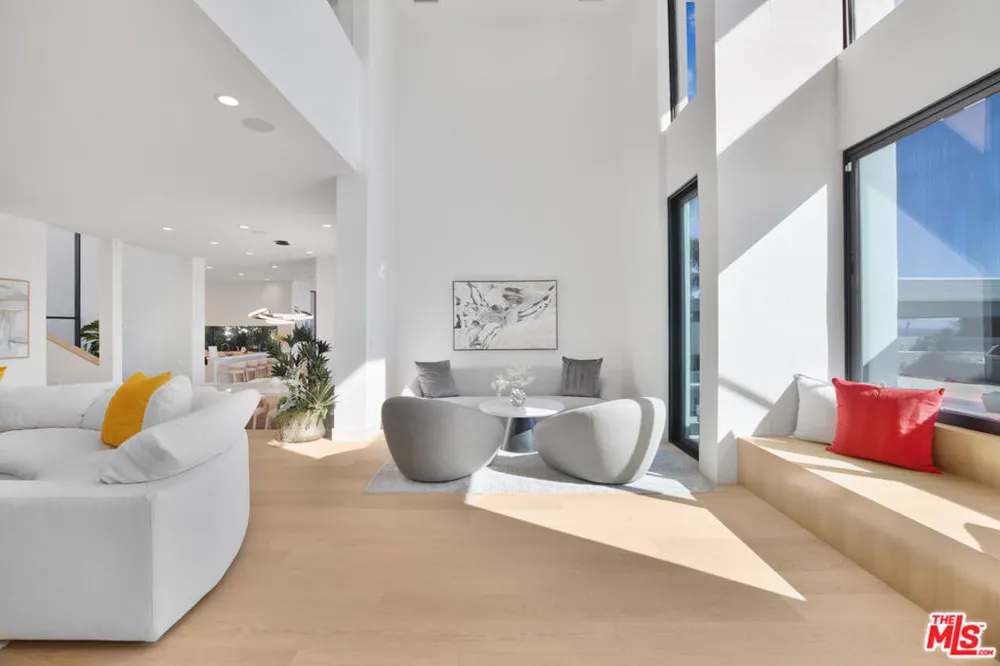 30020 Morning View Drive Malibu, CA 90265