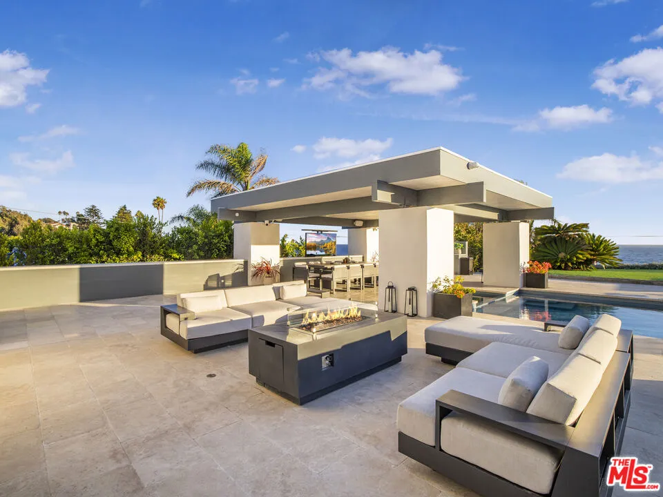 30020 Morning View Drive Malibu, CA 90265