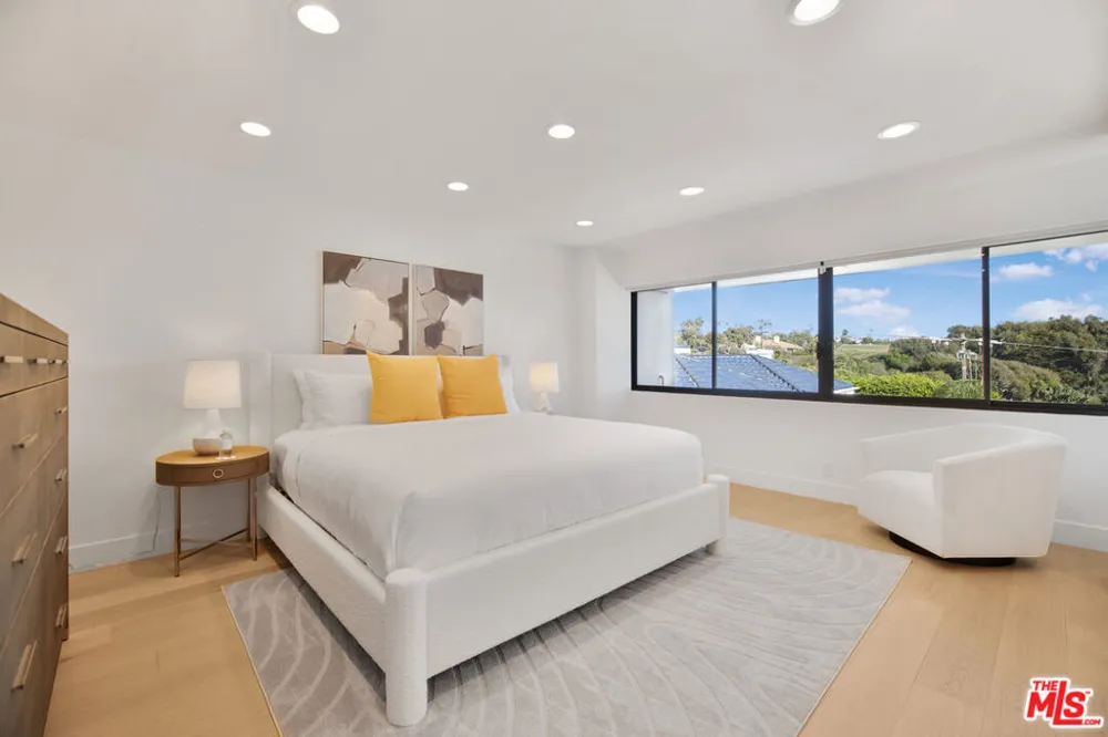30020 Morning View Drive Malibu, CA 90265