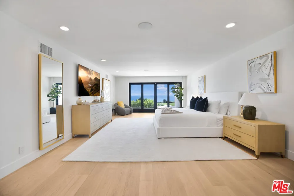 30020 Morning View Drive Malibu, CA 90265