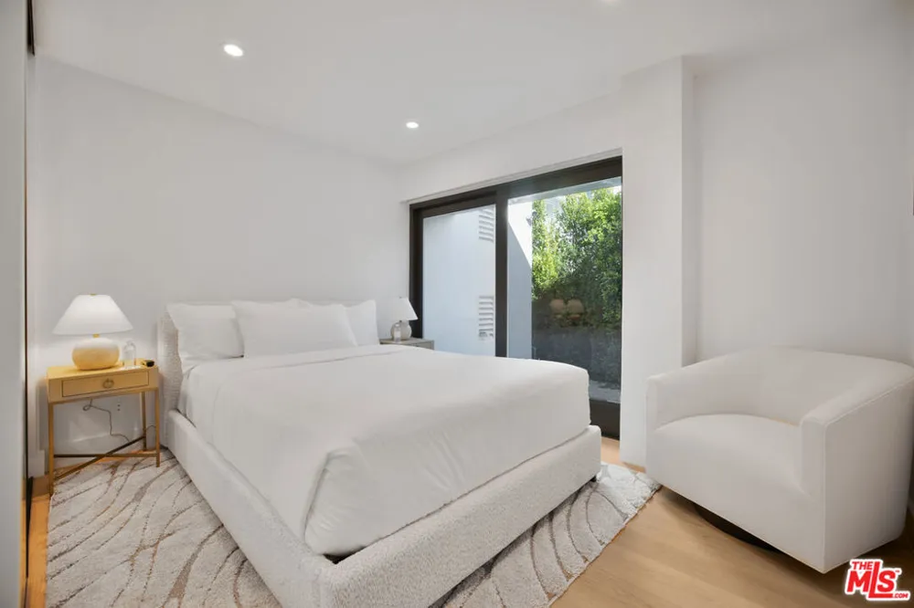 30020 Morning View Drive Malibu, CA 90265