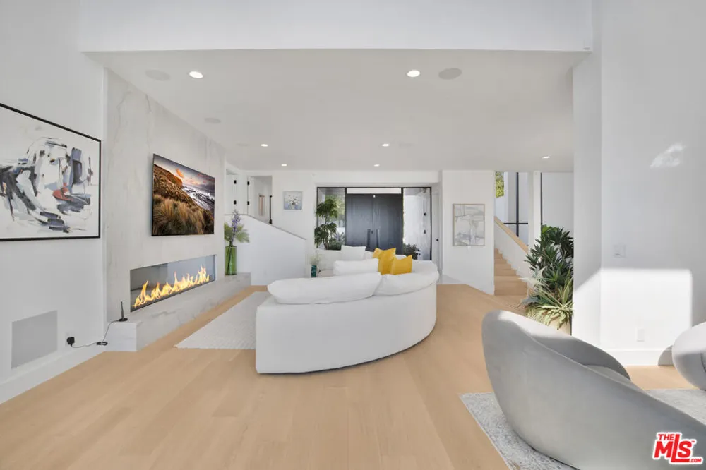 30020 Morning View Drive Malibu, CA 90265