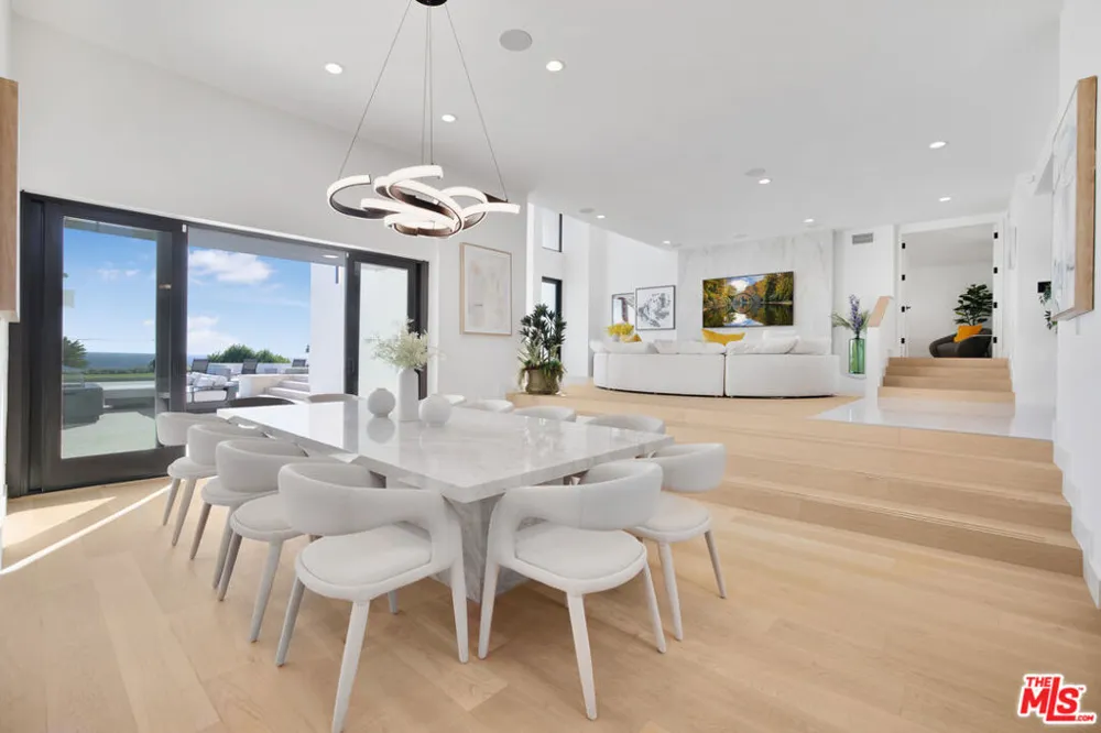 30020 Morning View Drive Malibu, CA 90265