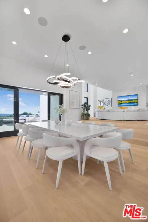 30020 Morning View Drive Malibu, CA 90265