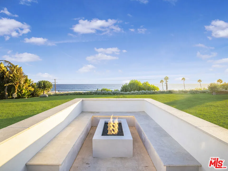 30020 Morning View Drive Malibu, CA 90265