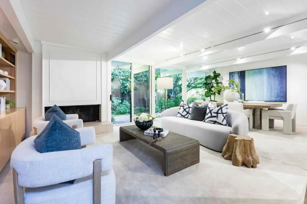 788 Ames Avenue Palo Alto, CA 94303