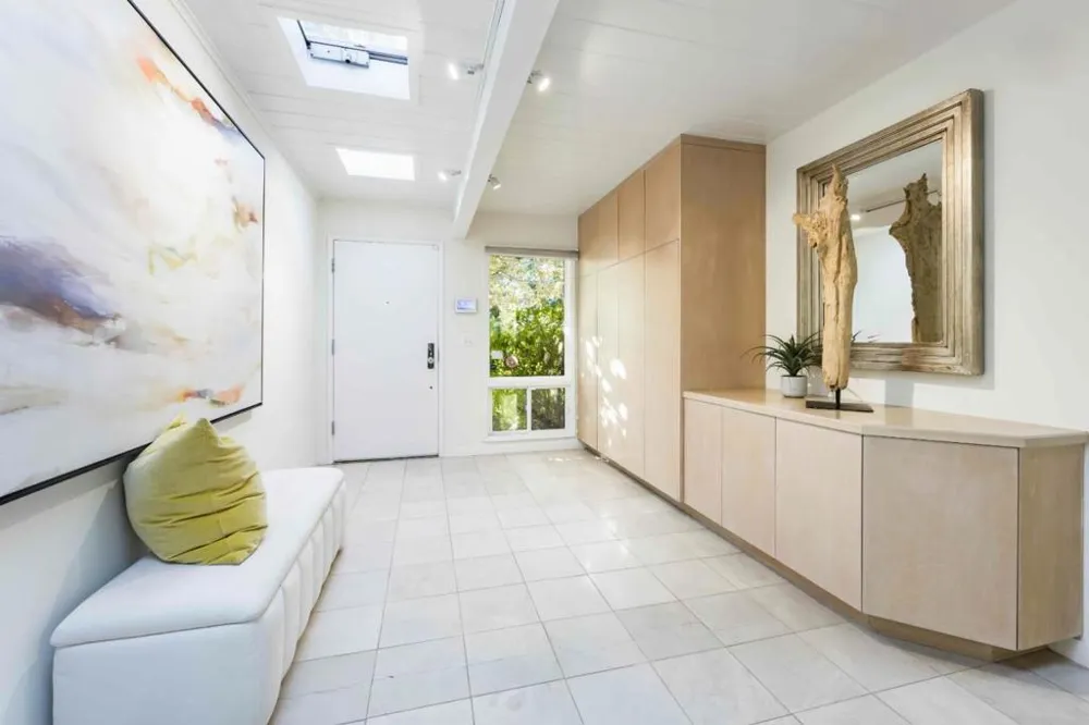 788 Ames Avenue Palo Alto, CA 94303