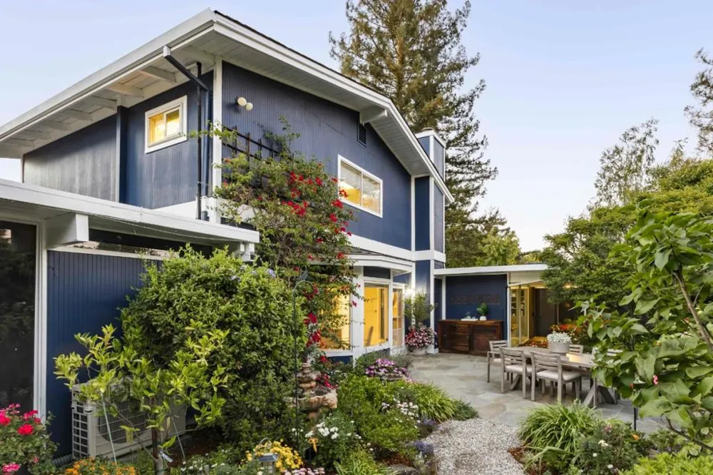 788 Ames Avenue Palo Alto, CA 94303