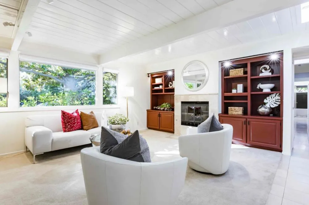 788 Ames Avenue Palo Alto, CA 94303