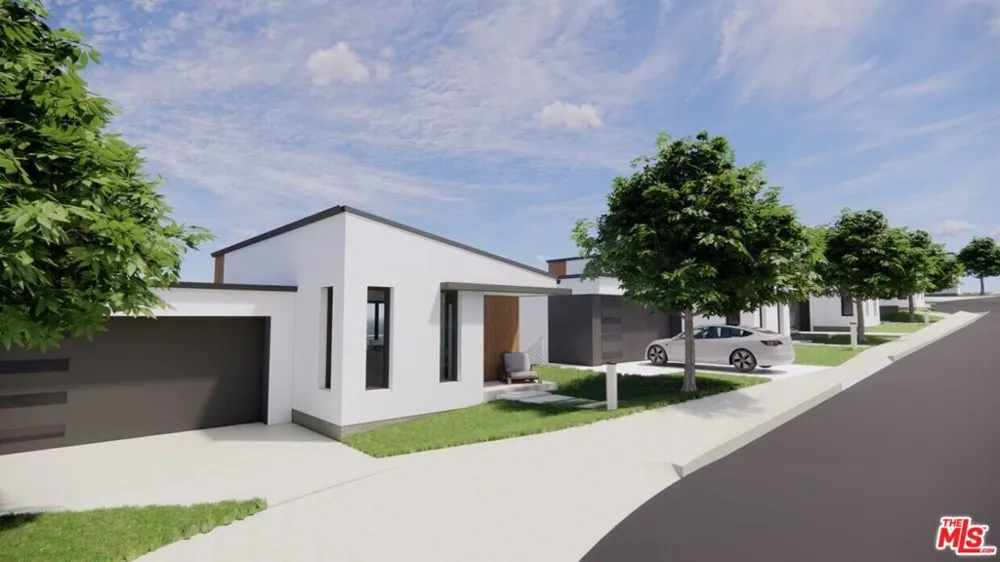 4090 C STREET San Diego, CA 92102