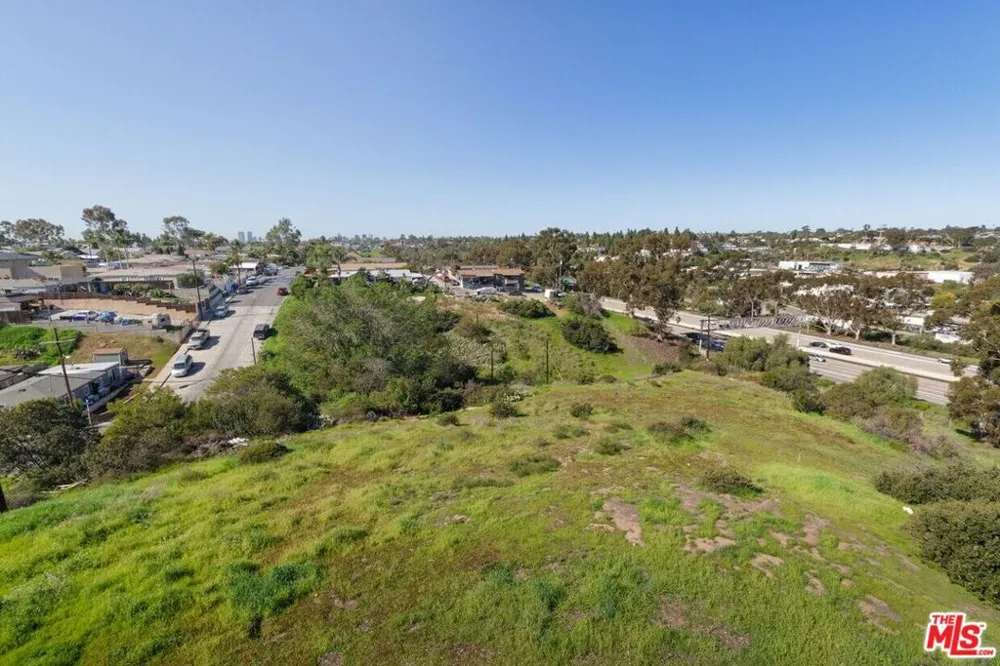 4090 C STREET San Diego, CA 92102
