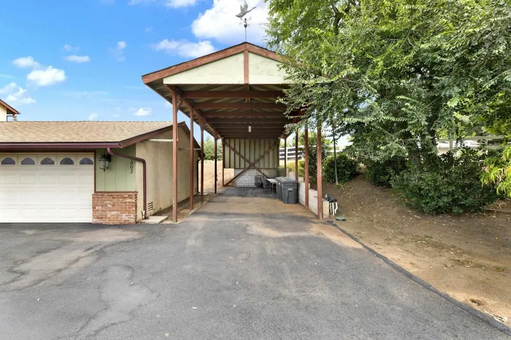 1402 Big Red Road Alpine, CA 91901