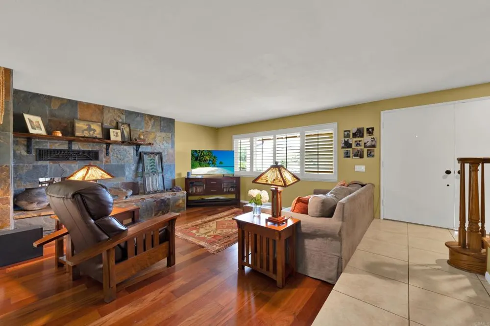 1402 Big Red Road Alpine, CA 91901