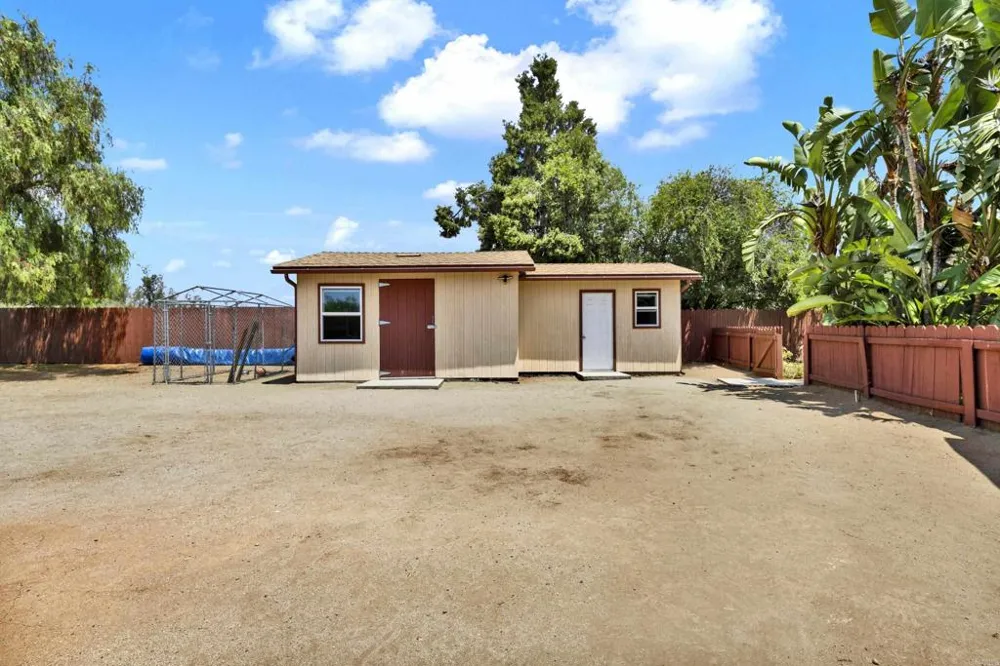 1402 Big Red Road Alpine, CA 91901