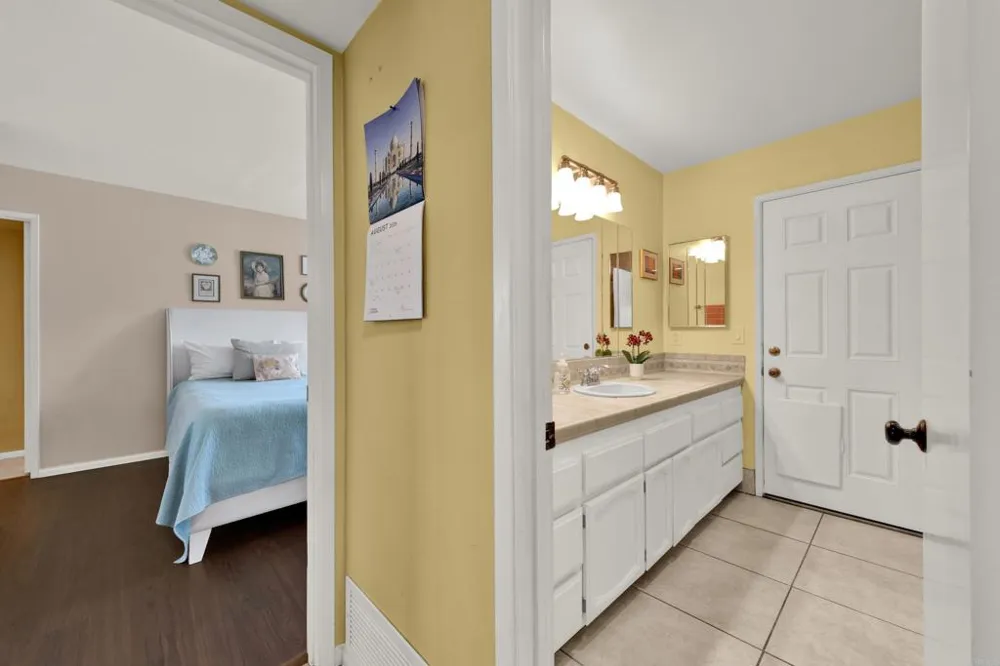 1402 Big Red Road Alpine, CA 91901