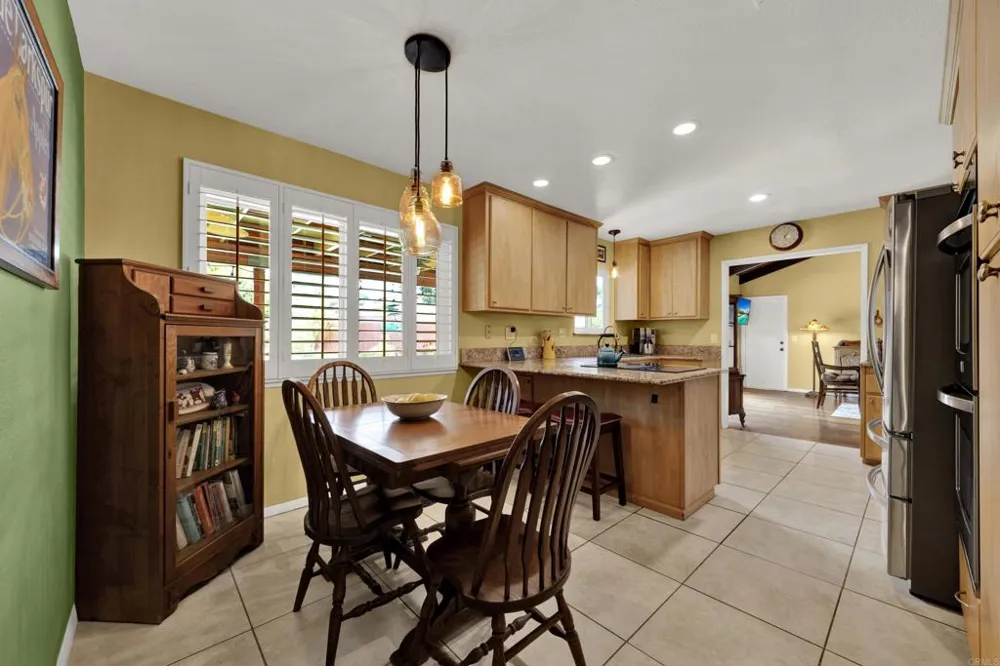 1402 Big Red Road Alpine, CA 91901
