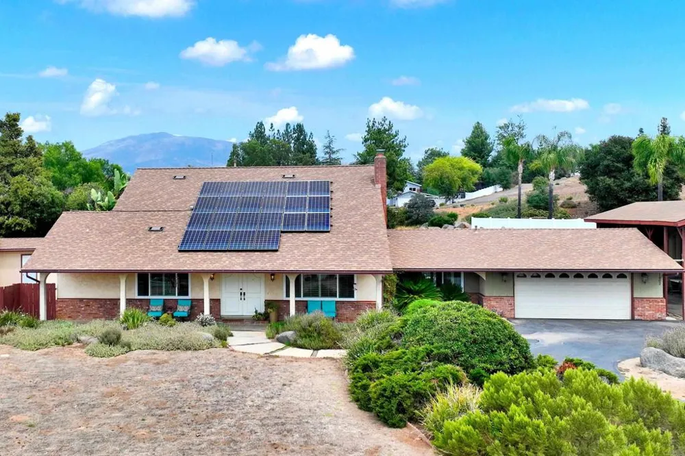 1402 Big Red Road Alpine, CA 91901