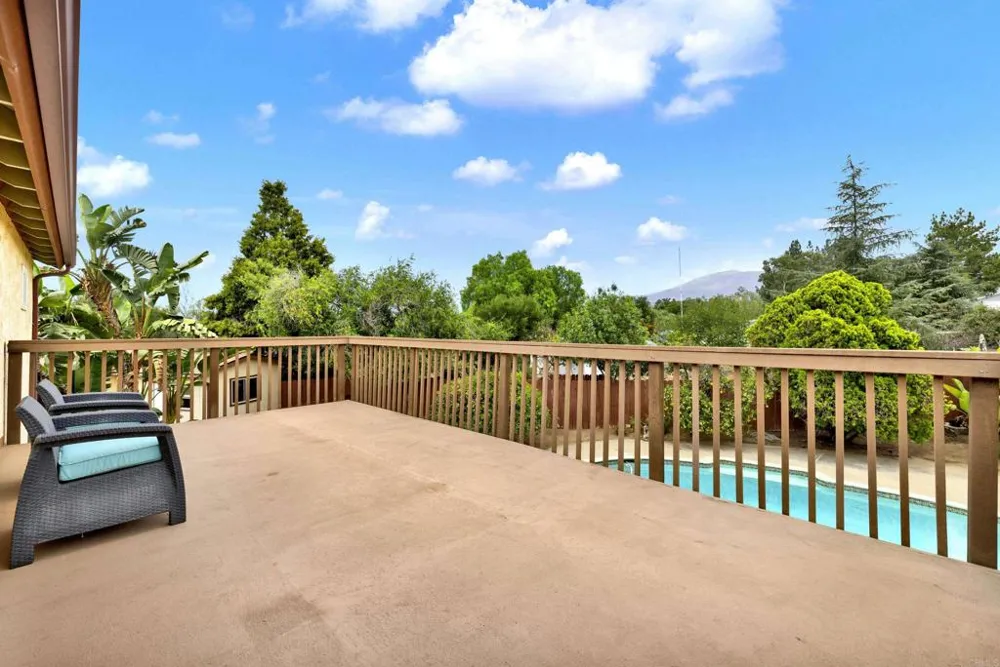 1402 Big Red Road Alpine, CA 91901
