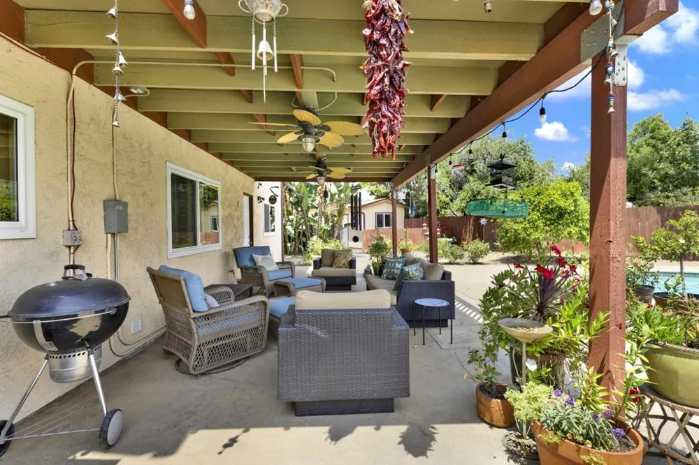 1402 Big Red Road Alpine, CA 91901