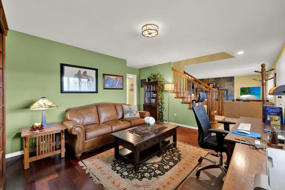 1402 Big Red Road Alpine, CA 91901