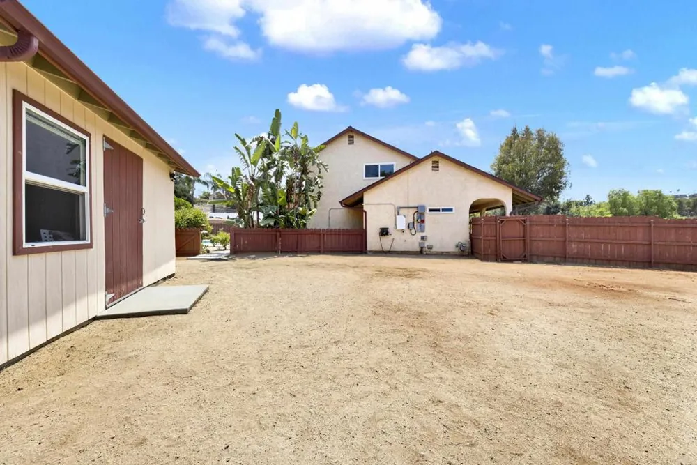 1402 Big Red Road Alpine, CA 91901