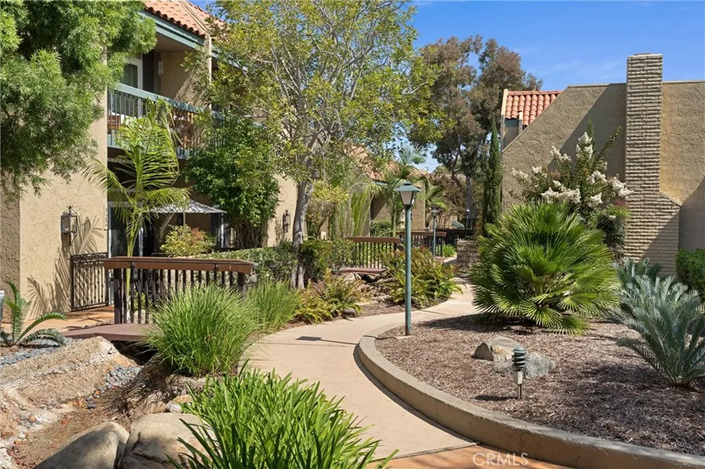 1116 Palo Verde Long Beach, CA 90815