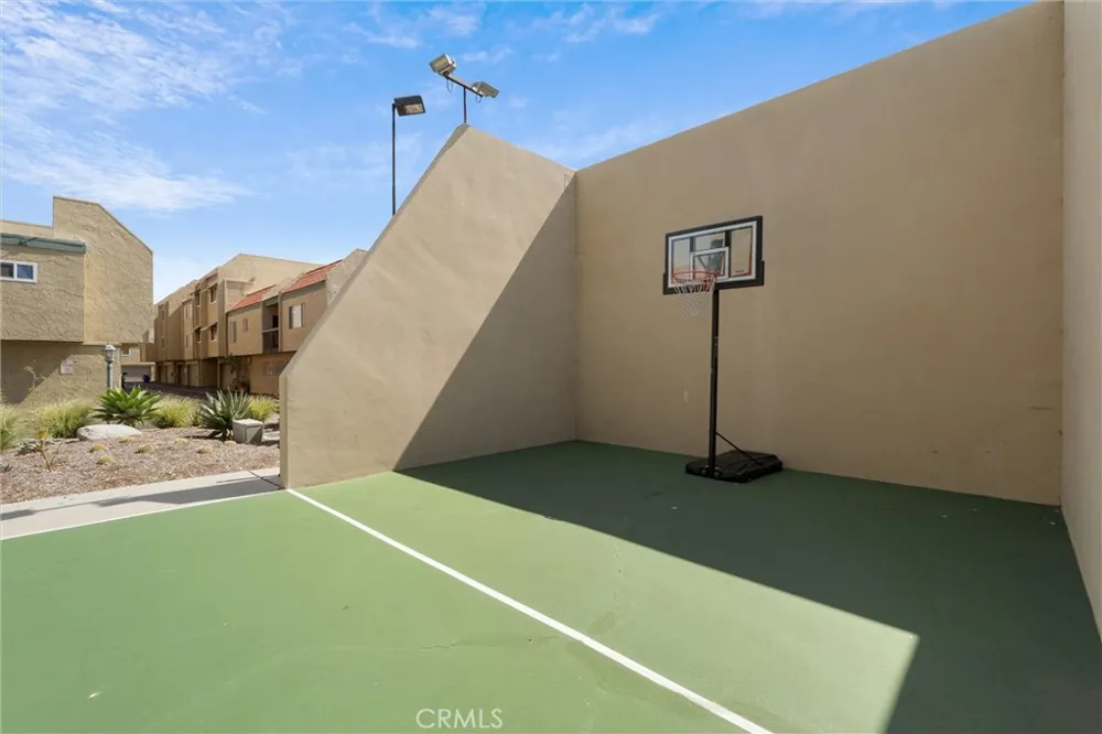 1116 Palo Verde Long Beach, CA 90815