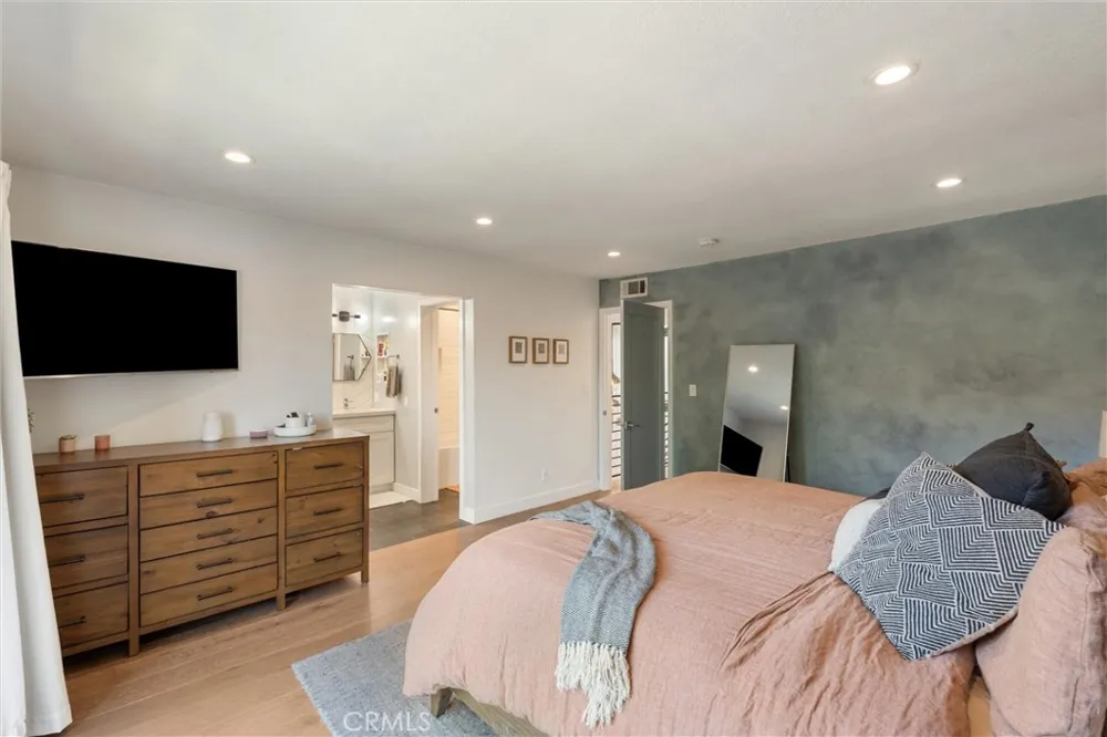 1116 Palo Verde Long Beach, CA 90815