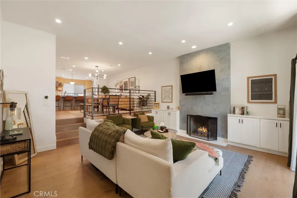1116 Palo Verde Long Beach, CA 90815