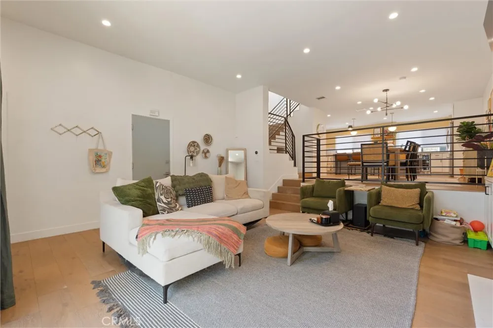 1116 Palo Verde Long Beach, CA 90815