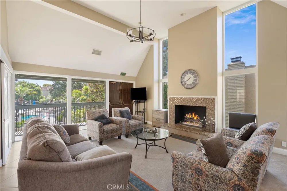 1116 Palo Verde Long Beach, CA 90815