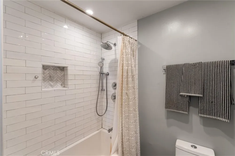 1116 Palo Verde Long Beach, CA 90815
