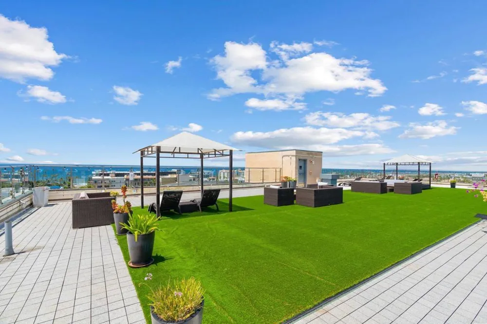 550 Seagaze Drive #9 Oceanside, CA 92054