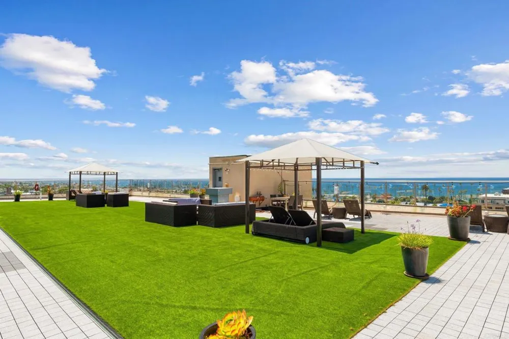 550 Seagaze Drive #9 Oceanside, CA 92054