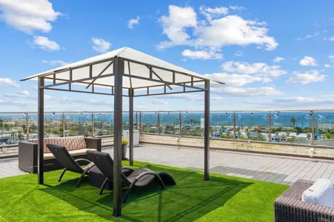 550 Seagaze Drive #9