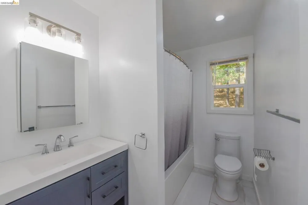 20472 Sherry Lane Soulsbyville, CA 95372