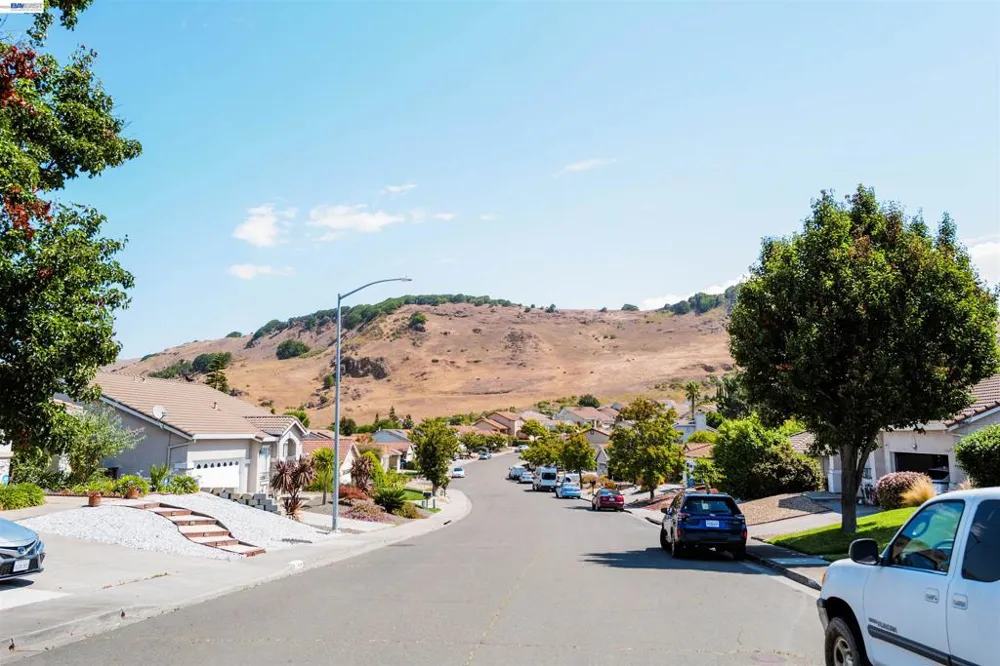 5408 La Salle Way Vallejo, CA 94591