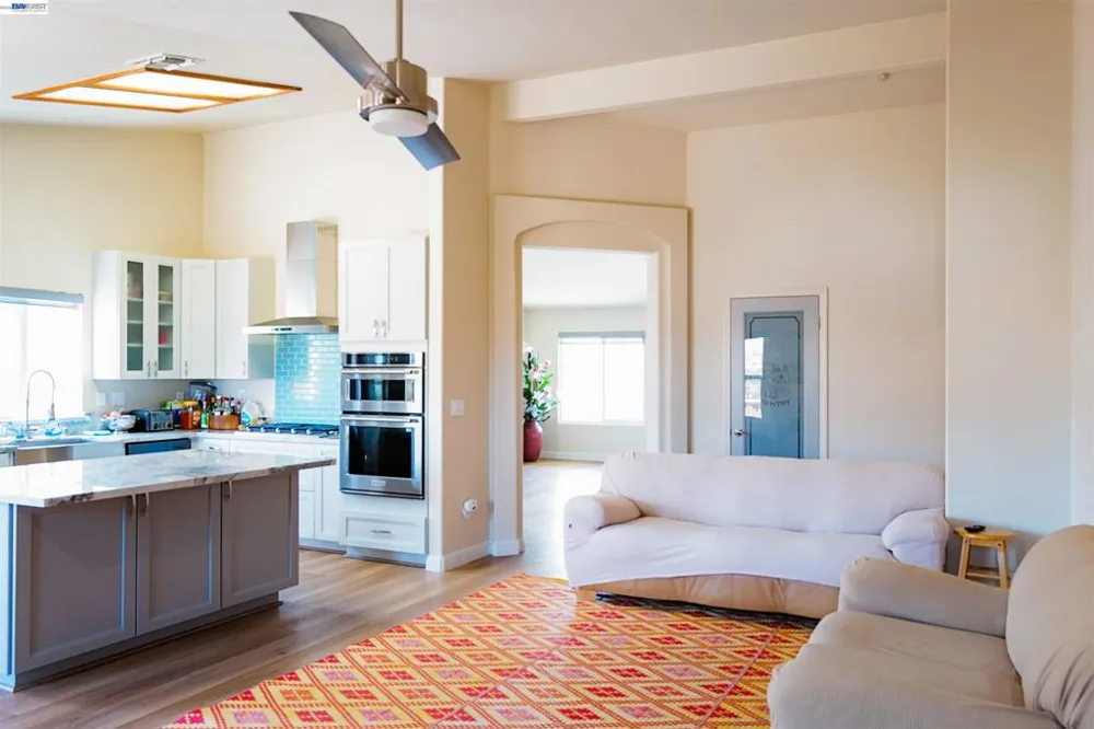 5408 La Salle Way Vallejo, CA 94591