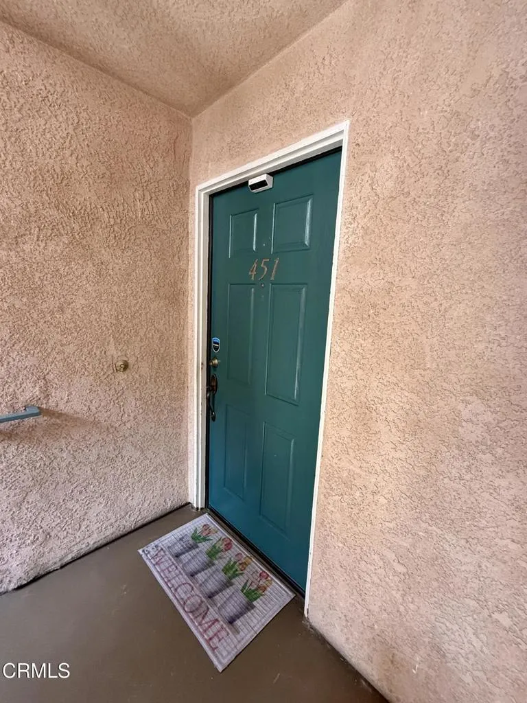 18109 Erik Court #451 Canyon Country, CA 91387